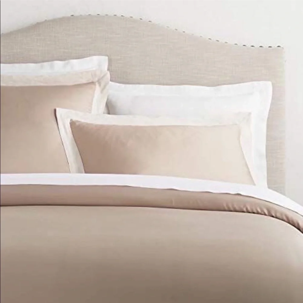 Pottery Barn Tencel Pillowcases Shams x2 in Taupe Color Standard Size
